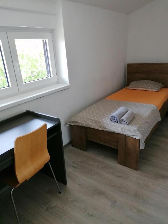 Sunflower Accommodation Lubiana Esterno foto